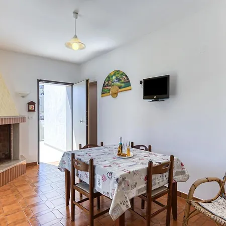Apartman Bellavista Castro 2 *